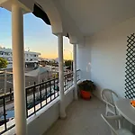 Azahara Hostal *