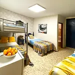 Azahara Hostel *