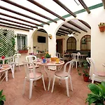 Azahara Hostel