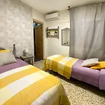 Azahara Hostel