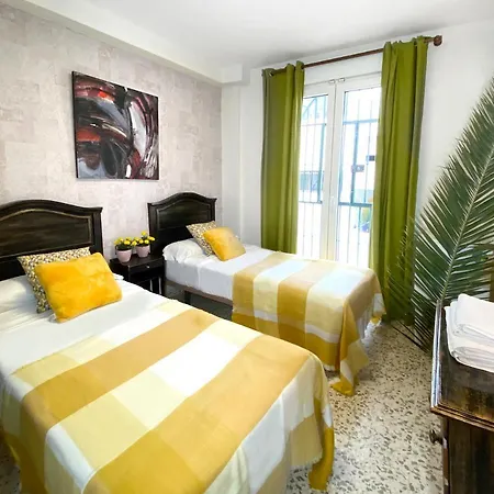 Azahara Hostal Nerja