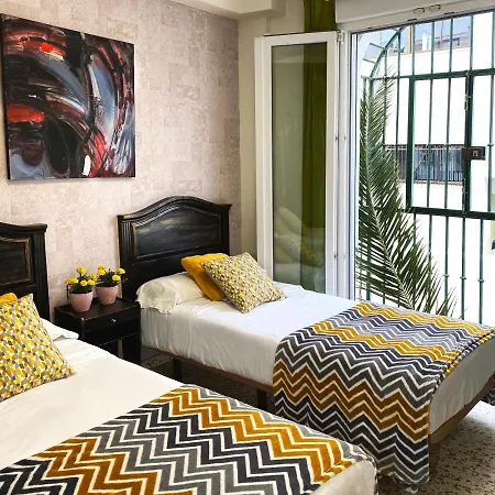 Azahara Hostel Nerja