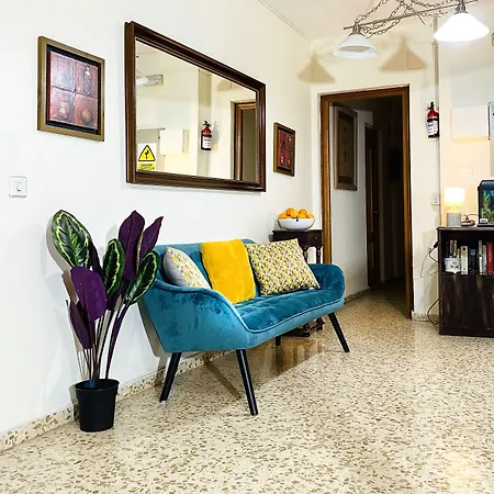 Azahara Hostel *