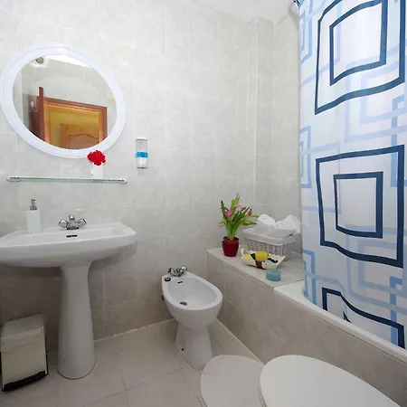 Azahara Guest house *