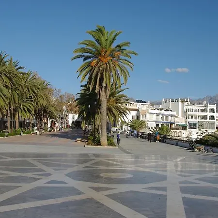 Azahara Hostel Nerja