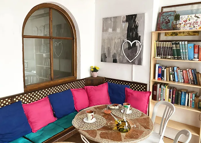 Azahara Hostel Nerja