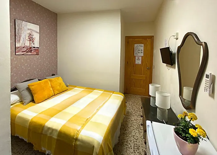 ホスタル アサハラ