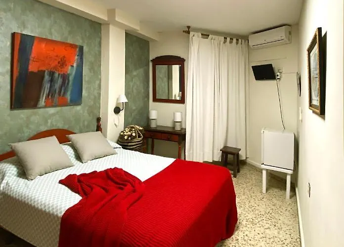 ホスタル アサハラ