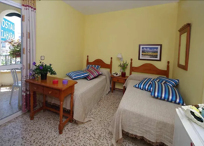 Azahara Hostal