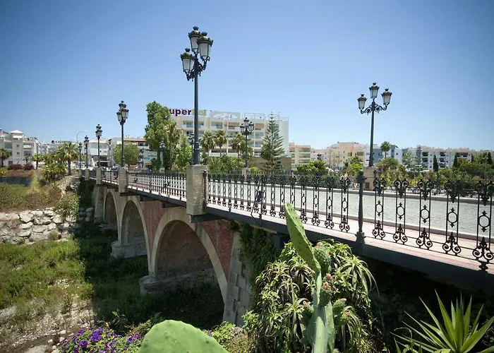 Hostal Azahara Nerja